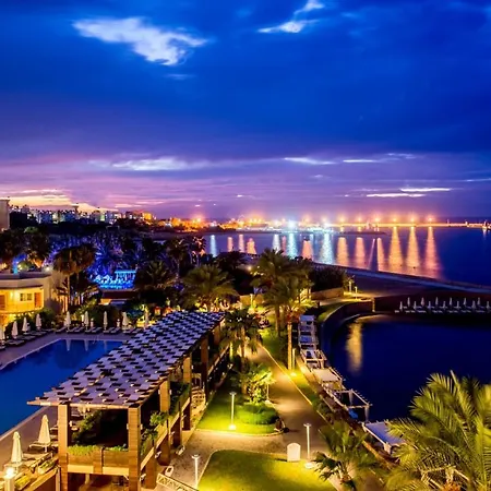 Premium Vuni Palace & & Casino Hotel