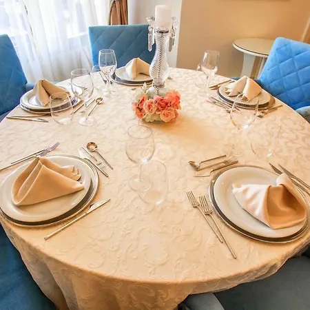 Premium Vuni Palace & & Casino Hotel 5*