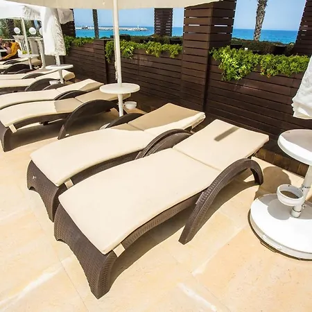 酒店 Premium Vuni Palace & & Casino 5*